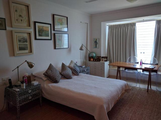 4 BHK Apartment in Bandra West for rent Mumbai. The reference number is 8157103