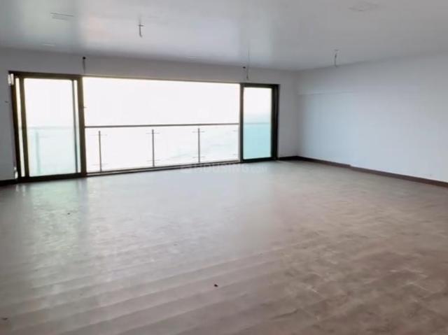 4 BHK Apartment in Bandra West for resale Mumbai. The reference number is 17512065
