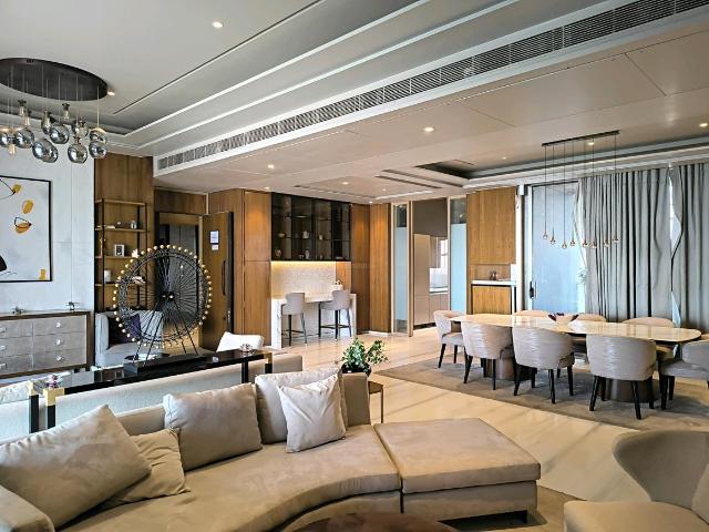 4 BHK Apartment in Bandra West for resale Mumbai. The reference number is 19957933