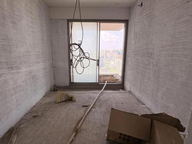 4 BHK Apartment in Bandra West for resale Mumbai. The reference number is 20431126