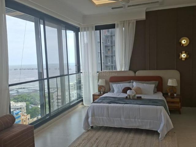 4 BHK Apartment in Bandra West for resale Mumbai. The reference number is 20575796