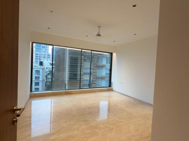 4 BHK Apartment in Bandra West for resale Mumbai. The reference number is 20644284