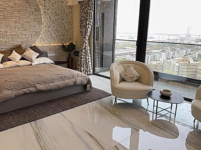 4 BHK Apartment in Bandra West for resale Mumbai. The reference number is 20174948