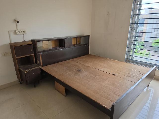 4 BHK Apartment in Bankim Nagar for rent Siliguri. The reference number is 20766929
