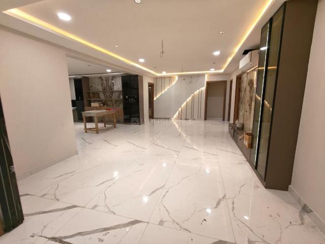 4 BHK Apartment in Banjara Hills for rent Hyderabad. The reference number is 19465105