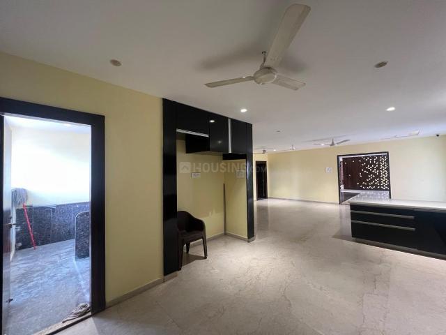 4 BHK Apartment in Banjara Hills for resale Hyderabad. The reference number is 20123555