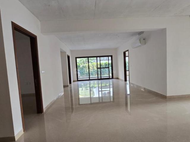 4 BHK Apartment in Banjara Hills for resale Hyderabad. The reference number is 20338886