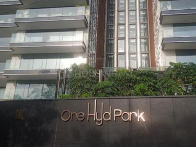 4 BHK Apartment in Banjara Hills for resale Hyderabad. The reference number is 20598841