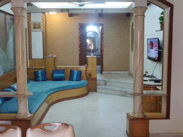 4 BHK Apartment in Basheer Bagh for resale Hyderabad. The reference number is 10720915