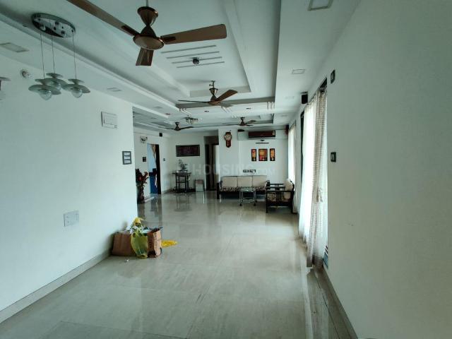 4 BHK Apartment in Belapur CBD for rent Navi Mumbai. The reference number is 19735206