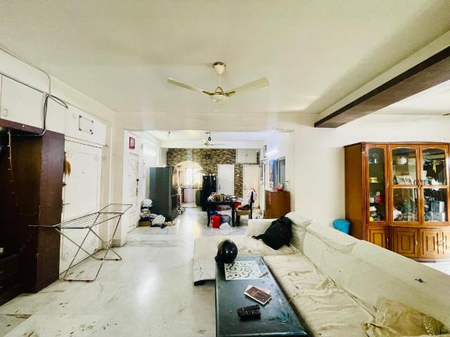4 BHK Apartment in Belghoria for resale Kolkata. The reference number is 19148335