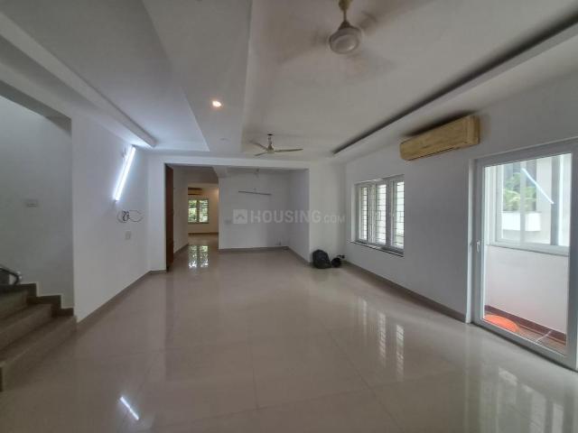 4 BHK Apartment in Besant Nagar for resale Chennai South. The reference number is 17694890