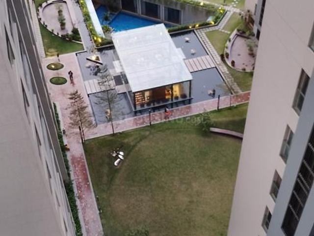 4 BHK Apartment in Bharthana for resale Surat. The reference number is 19027978