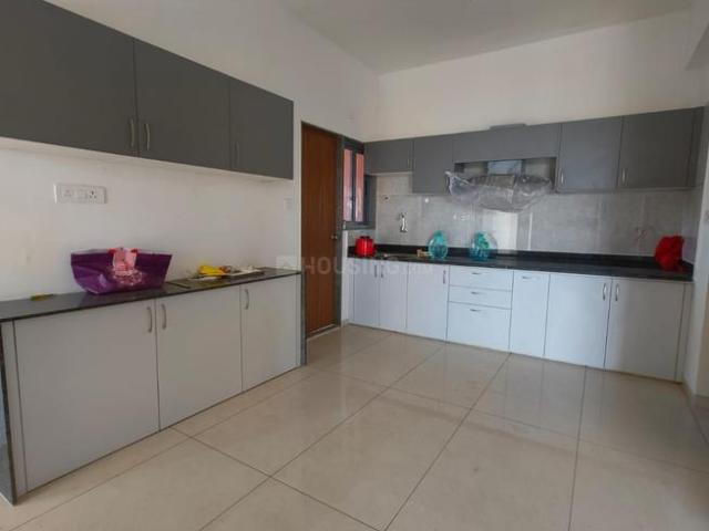 4 BHK Apartment in Bhayli for rent Vadodara. The reference number is 16948957