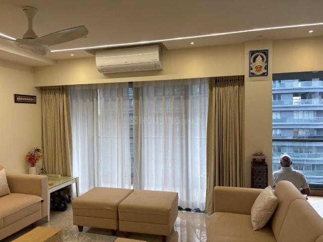 4 BHK Apartment in Bhayli for rent Vadodara. The reference number is 18515615