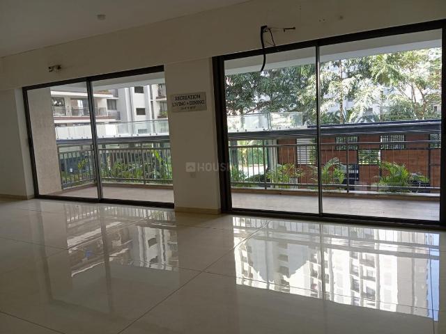 4 BHK Apartment in Bhayli for rent Vadodara. The reference number is 19192490