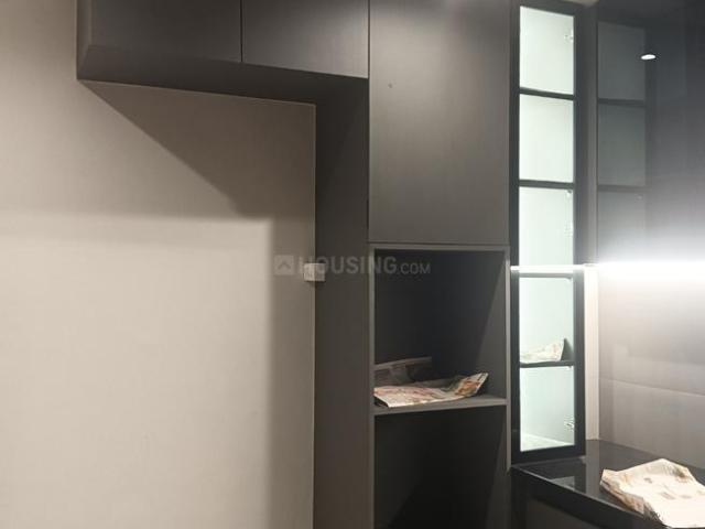 4 BHK Apartment in Bhimrad for rent Surat. The reference number is 20580332