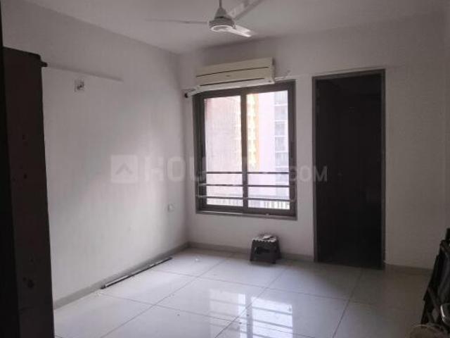 4 BHK Apartment in Gota for rent Ahmedabad. The reference number is 19490446