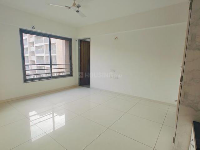 4 BHK Apartment in Gota for rent Ahmedabad. The reference number is 19606853