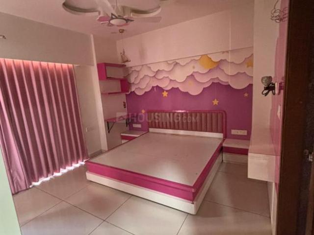 4 BHK Apartment in Gota for rent Ahmedabad. The reference number is 20083335