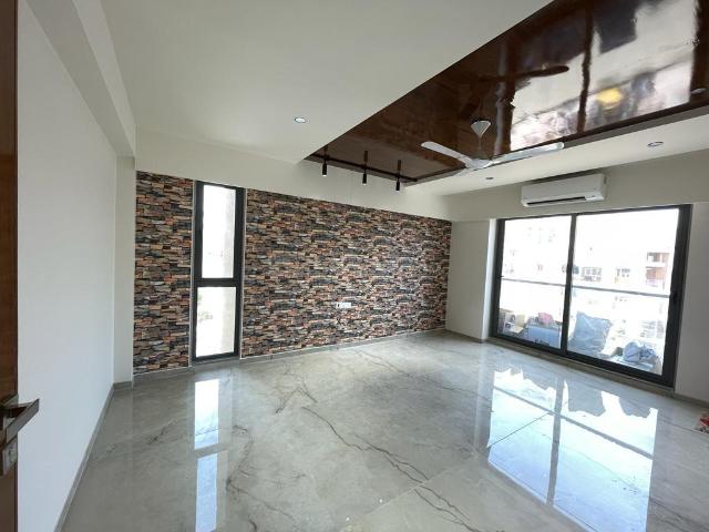 4 BHK Apartment in Gota for rent Ahmedabad. The reference number is 20084874