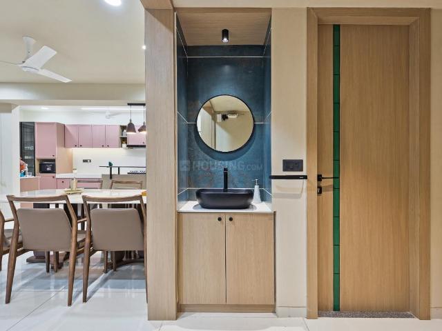 4 BHK Apartment in Gota for resale Ahmedabad. The reference number is 18747700