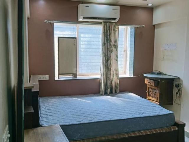 4 BHK Apartment in Gokhalenagar for rent Pune. The reference number is 20368920