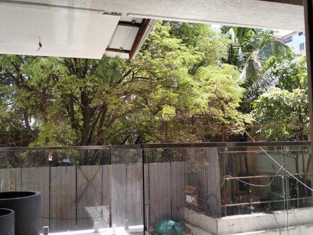 4 BHK Apartment in Gokhalenagar for resale Pune. The reference number is 19984733