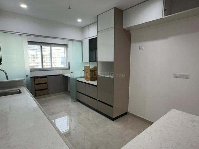 4 BHK Apartment in Gokhalenagar for resale Pune. The reference number is 20776272