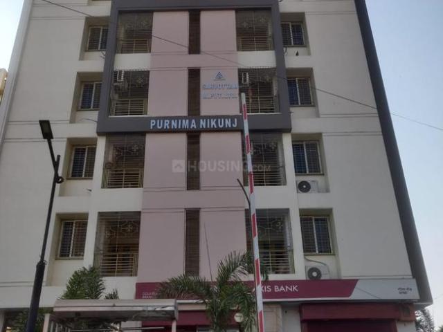 4 BHK Apartment in Gola Road for resale Patna. The reference number is 19820214