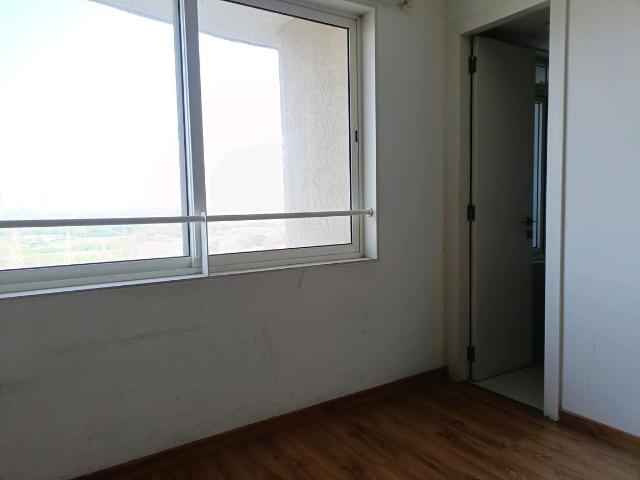 4 BHK Apartment in Goregaon East for rent Mumbai. The reference number is 19271452