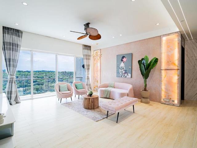 4 BHK Apartment in Goregaon East for resale Mumbai. The reference number is 20459042