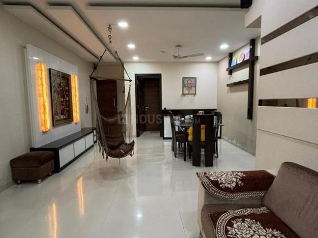4 BHK Apartment in Goregaon West for resale Mumbai. The reference number is 17346006