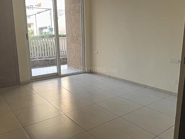 4 BHK Apartment in Gazipur for resale Zirakpur. The reference number is 20035930