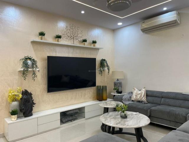 4 BHK Apartment in Gachibowli for resale Hyderabad. The reference number is 9239776
