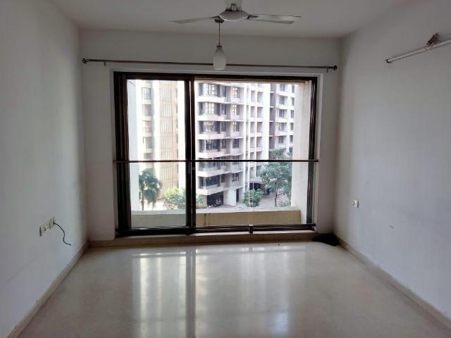 4 BHK Apartment in Ghatkopar West for rent Mumbai. The reference number is 20489713
