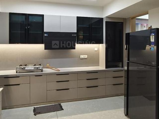 4 BHK Apartment in Ghatlodiya for resale Ahmedabad. The reference number is 20977099