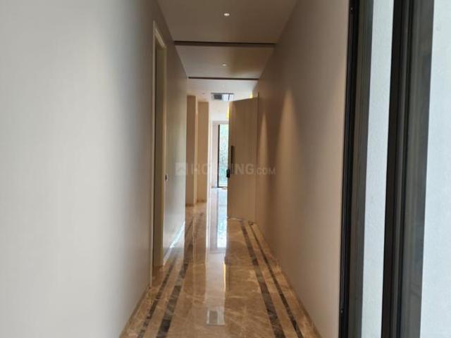 4 BHK Apartment in Greater Kailash I for resale New Delhi. The reference number is 20176175