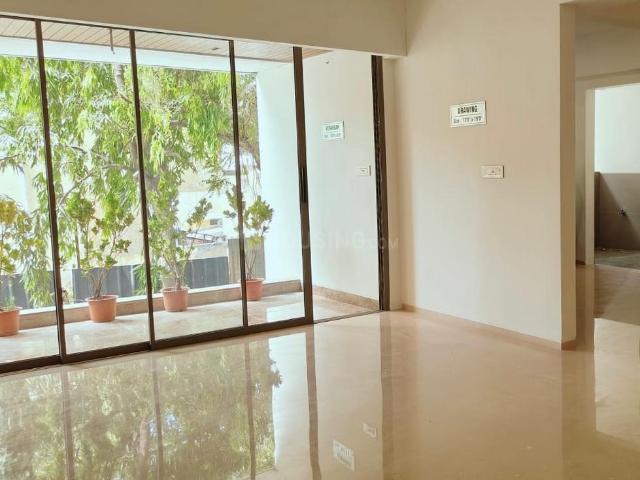 4 BHK Apartment in Gulbai Tekra for rent Ahmedabad. The reference number is 19968491