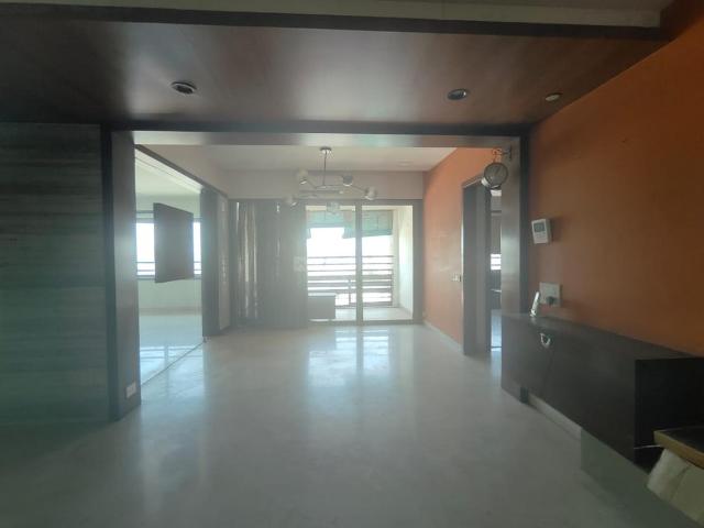 4 BHK Apartment in Gulbai Tekra for resale Ahmedabad. The reference number is 20214929