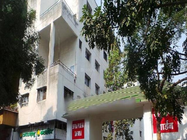 4 BHK Apartment in Gultekdi for rent Pune. The reference number is 20132252