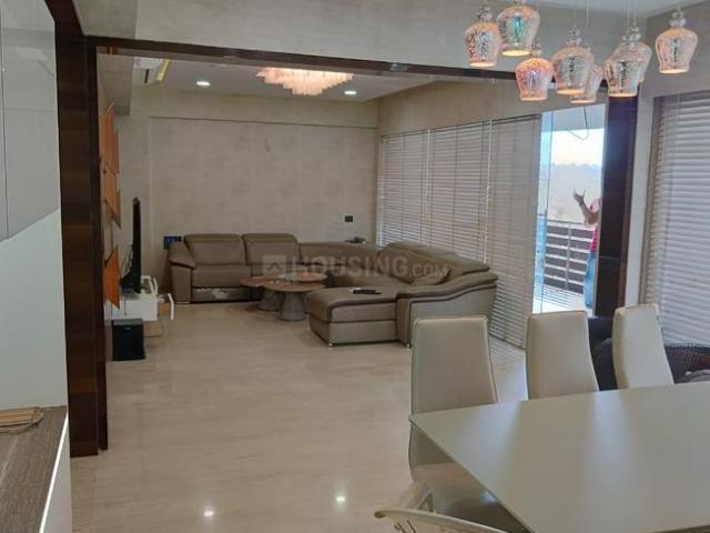 4 BHK Apartment in Gurukul for rent Ahmedabad. The reference number is 20447240
