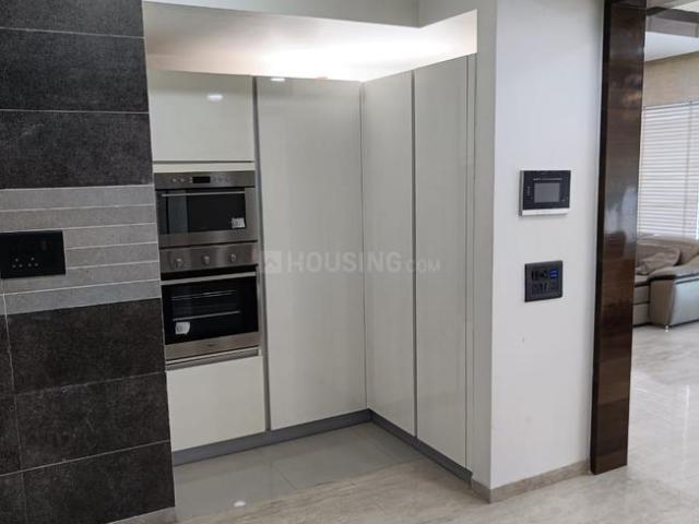 4 BHK Apartment in Gurukul for rent Ahmedabad. The reference number is 20378660