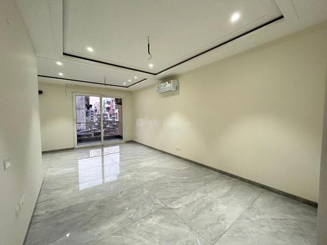4 BHK Apartment in Dhakoli for resale Zirakpur. The reference number is 16732401