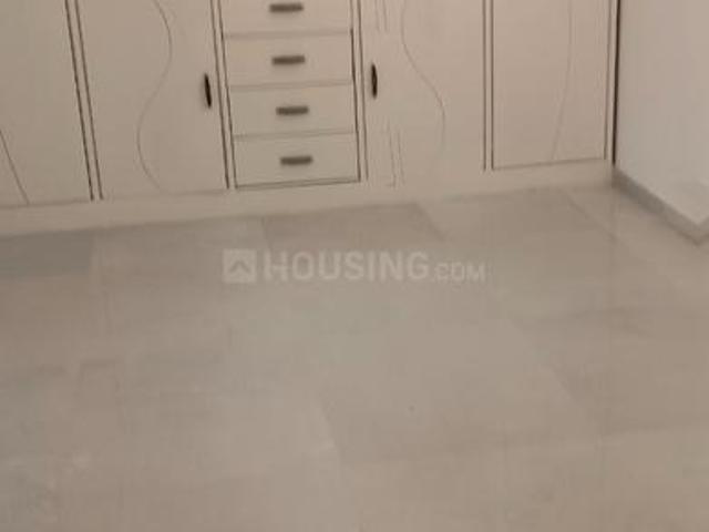 4 BHK Apartment in DLF Phase 2 for rent Gurgaon. The reference number is 18766714
