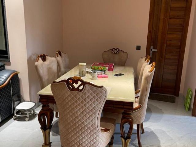 4 BHK Apartment in DLF Phase 2 for rent Gurgaon. The reference number is 19948748