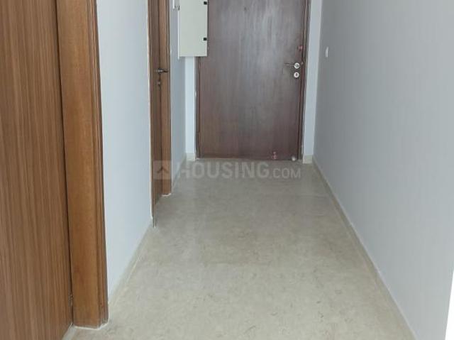 4 BHK Apartment in DLF Phase 5 for rent Gurgaon. The reference number is 19036214