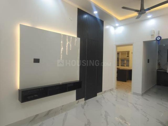 4 BHK Apartment in DLF Phase 5 for rent Gurgaon. The reference number is 20189519