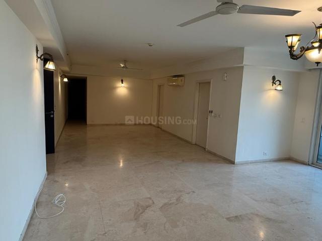 4 BHK Apartment in DLF Phase 5 for rent Gurgaon. The reference number is 20436562