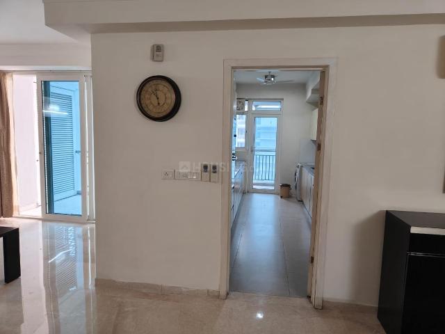 4 BHK Apartment in DLF Phase 5 for rent Gurgaon. The reference number is 20605488